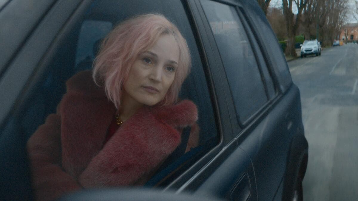 Jarmusch's 'Father Mother Sister Brother' Examines Family