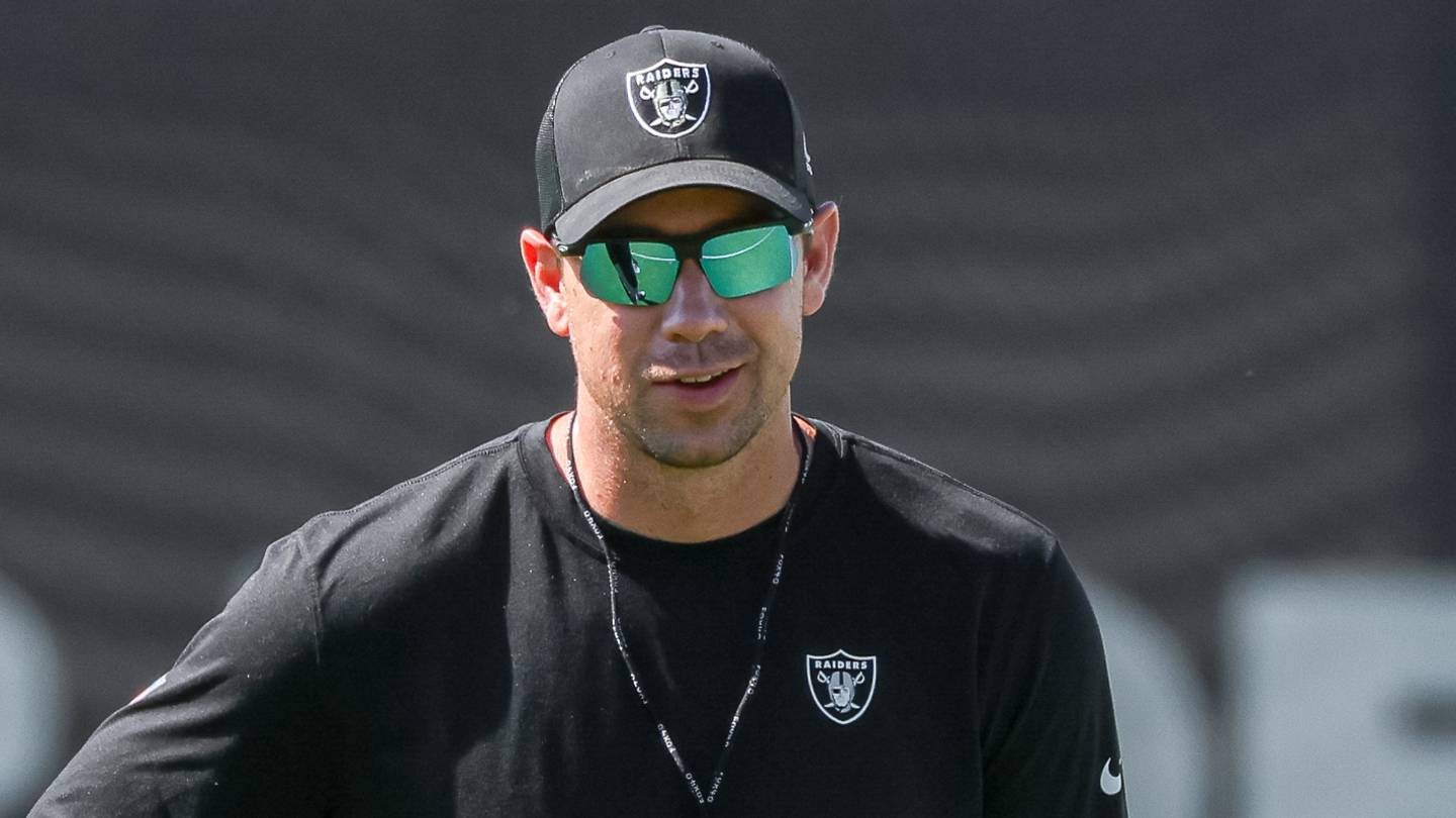 Raiders Graded After 45-17 Loss to Patriots Ahead of Bills Test