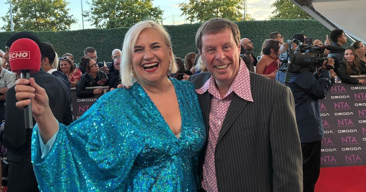 Race Across the World Stars Margo and Mark Shine at NTAs, Honouring a Late Sister's Wish