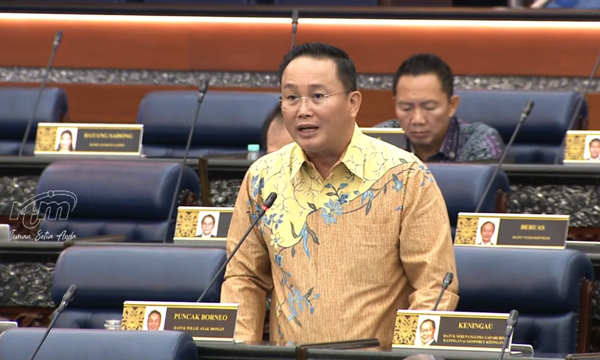 Malaysian pupils reject classmates over faith, MP warns
